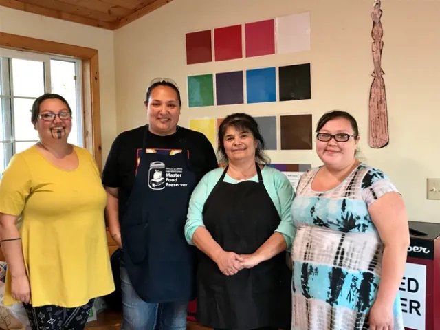 UC Master Food Preserver volunteers perform outreach at tribal communities. (Photo: Barbara Goldberg)