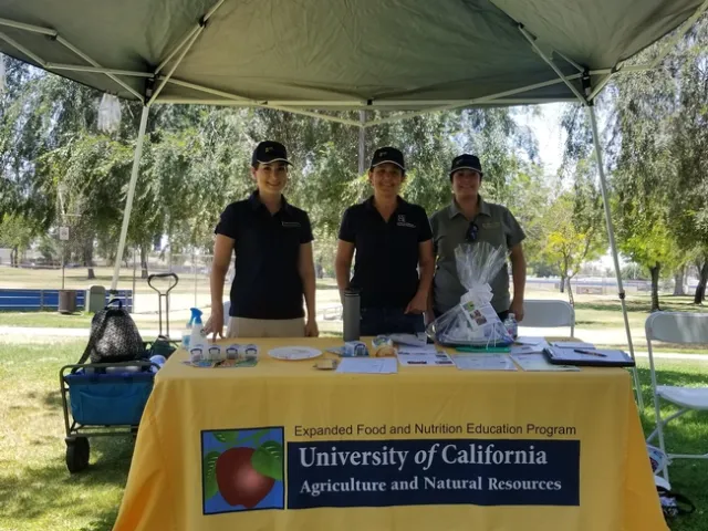 Redlands kick off (1)