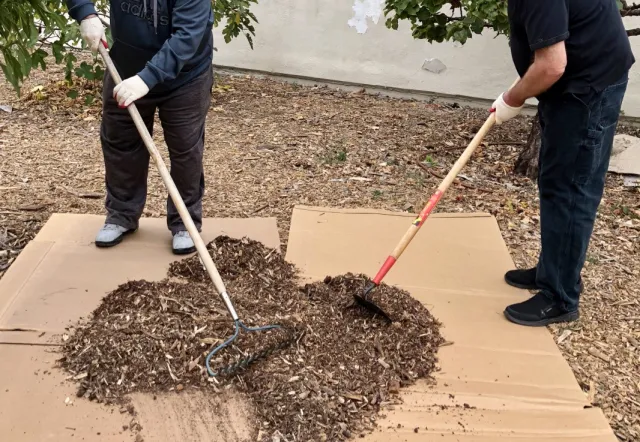 MGs & KAINOS Shovel Dirt