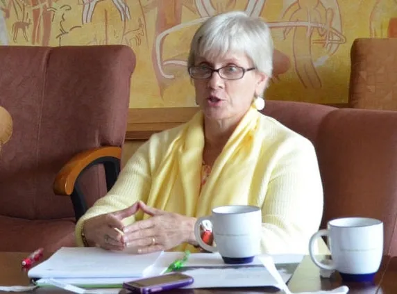 Rose Hayden-Smith is the UCCE advisor in digital communications in food systems and extension education; editor, UC Food Observer; Food and Society Policy Fellow