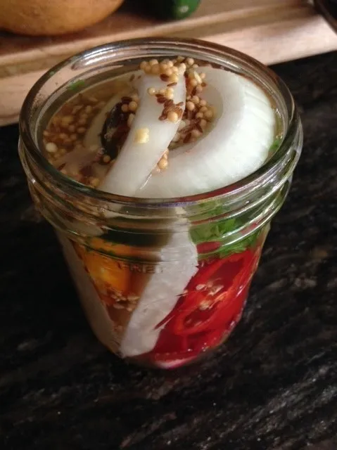 Mason Jar Pickled Vegetables(1)