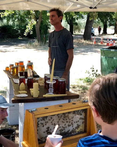 67241805 2332982720353243 2766549896059158528 n