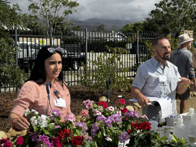 Llevan a cabo conferencia para viveristas de California.