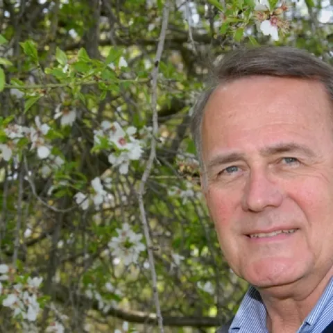 UC DAVIS ENTOMOLOGIST James R. Carey, director of a federally funded program on aging and lifespan, will speak on "Demography of the Finitude: Insights into Lifespan, Aging and Death from Insect Studies" from 12:10 to 1 p.m. on Wednesday, Oct. 21 in 122 Briggs Hall, UC Davis. It can be accessed live. (See above for link.) (Photo by Kathy Keatley Garvey)