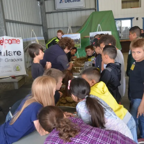 KARE’s Laura Van Der Staay working with Tulare County fourth graders who were part of the 2017 AgVentures Day at the International Ag Center in Tulare, CA, May 12, 2017.