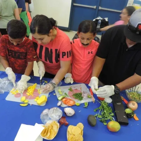 winningfamilyworkingtogether