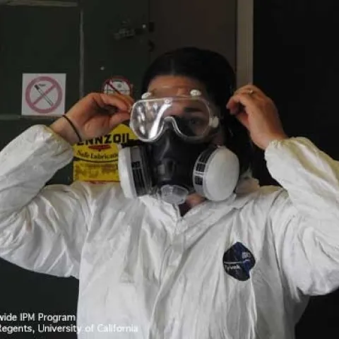 respirator picture