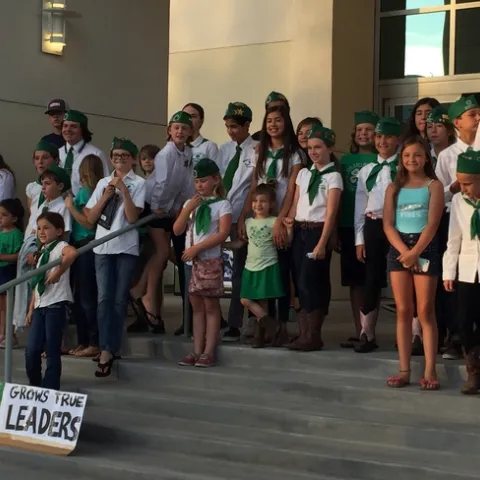 4-H members made a strong showing at the Riverside Board of Supervisors meeting. (Photo: Jose Aguiar)