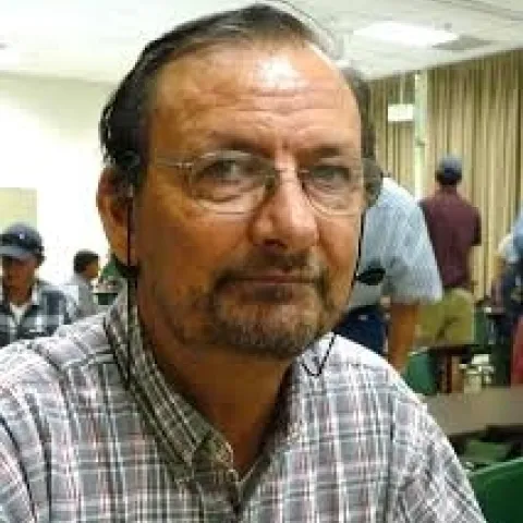 UC Cooperative Extension Weed M