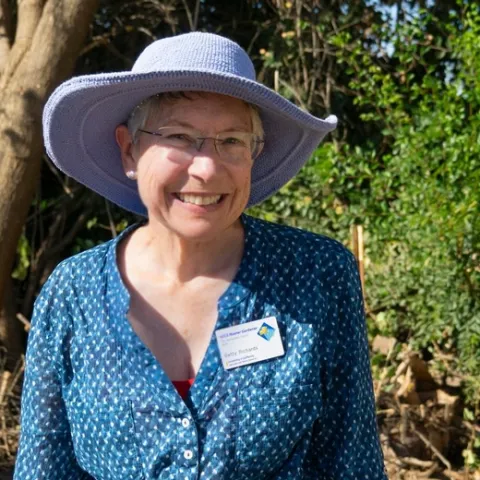 UCCE San Bernardino County Master Gardener Betty Richards volunteering at the Asistencia in Redlands.