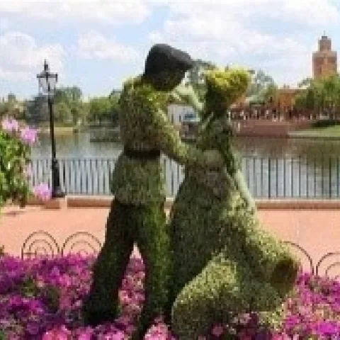 topiary 1