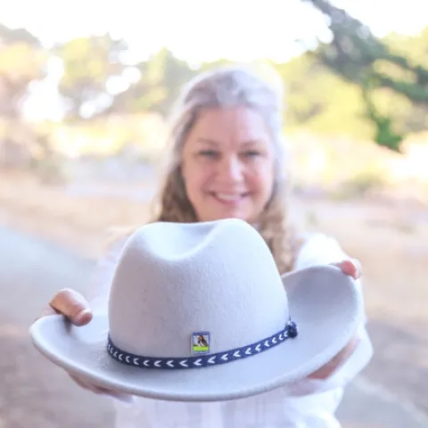 michele roest calnat pin