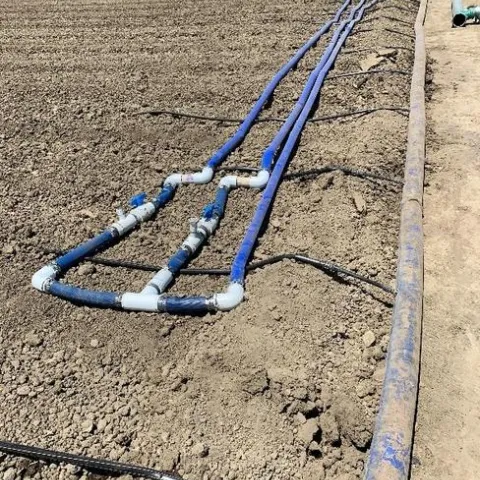 Photo 2. Manifolds to inject Kerb