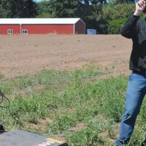 Marcelo Moretti demonstrates electric weed control at a past Oregon Blueberry Field Day at OSU's North Willamette Research and Extension Center in Aurora, Ore. Moretti is working on the technology for use in both blueberries and hazelnuts. (Photo credit: Mitch Lies)