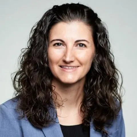 Ana Maria Pastrana Leon headshot photo