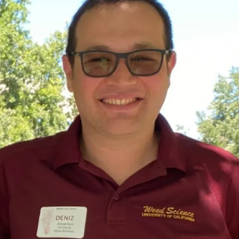 Deniz Inci, Ph.D. Candidate, Weed Science Program, Dept. of Plant Sciences, UC Davis