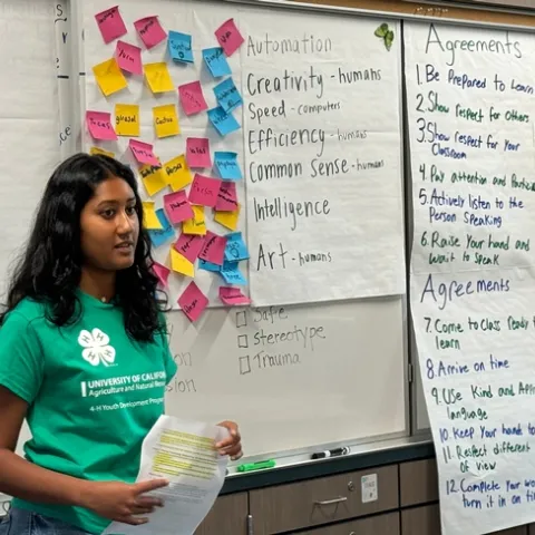 El campamento que 4H llevó acabo en San José, California tiene como parte del curriculum temas de justicia social, igualdad y diversidad.