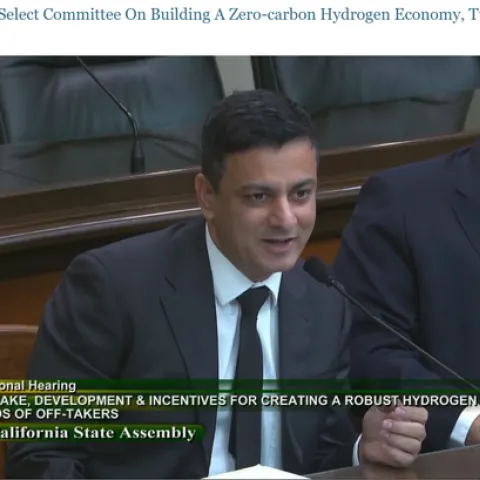 Text on screen below Gilani reads: Offtake, development &incentives for creating a robust hydrogen economy. Needs of off-takers.