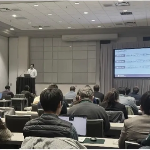 UC Davis Ph.D. student Alexandre Rico Fernandez presents Noelia Silva del Rio lab's HPAI H5N1 study results at at the 2025 Conference of Research Workers in Animal Diseases.