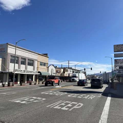 Main Street, Bishop