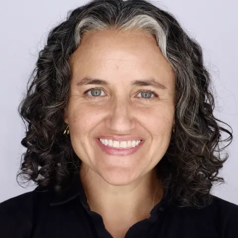 Hannah R. Thompson