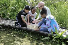 Audubon Canyon Ranch docent with a school group.