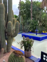 One of the many fountains,