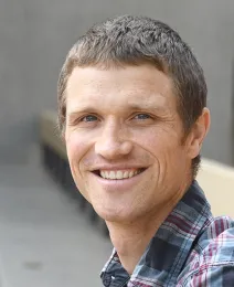 Cooperative Extension specialist Ian Grettenberger of the UC Davis Department of Entomology and Nematology