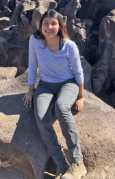 Undergraduate researcher Cassandra Bonfil in the field.