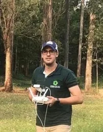 First author Fernando lost Filho, a doctoral student in entomology at the University of São Paulo, Brazil, and a former UC Davis exchange student.