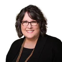 Headshot of Maureen Ladley