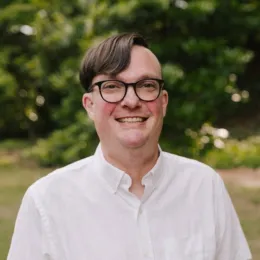Guarino headshot