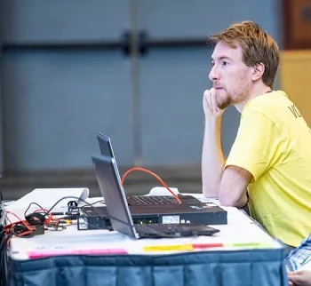 Matan Shelomi, a former member of the UC Davis Linnaean Games Team, serves as a volunteer. He is now He is now on the faculty of the National Taiwan University, Tapei.