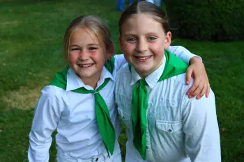 Image of 4-H Youth leaders.