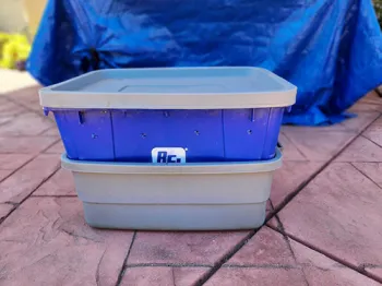 Inner worm bin and outer worm basin bin (tighter fit than recommended)