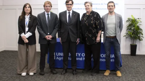 From left to right in front of MOU banner, Minister Nuria Montserrat, Director Erik Porse, Catalonian President Salvador Illa, Vice President Glenda Humiston and Director Vincenc Acunador 