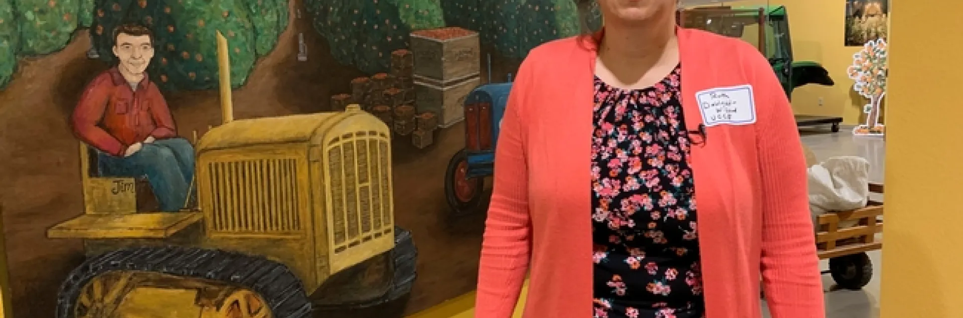 Ruth Dahlquist-Willard, consejera agrícola para pequeños agricultores en UCCE Fresno