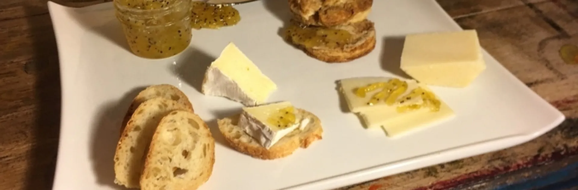 Jam scone cheese bread