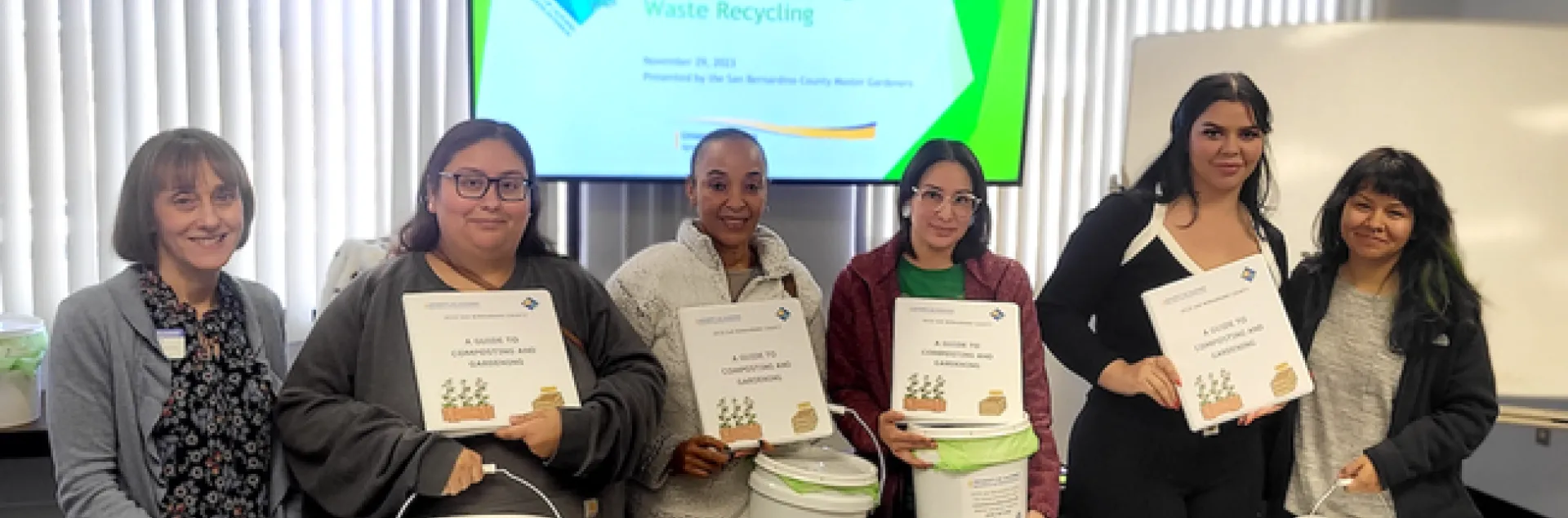 Seis participantes en las clases sobre alimentos.