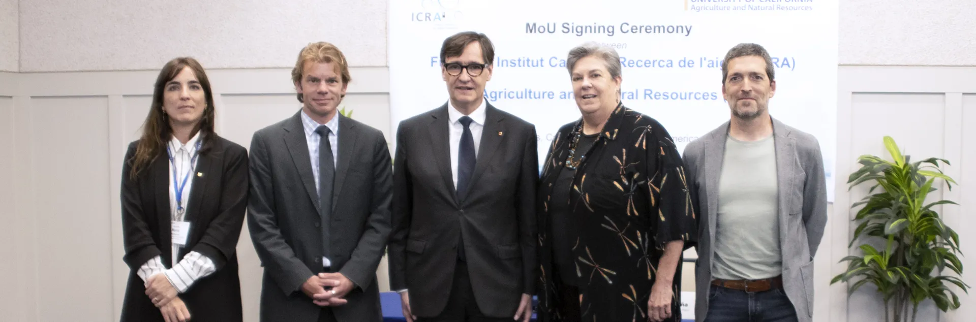 From left to right in front of MOU banner, Minister Nuria Montserrat, Director Erik Porse, Catalonian President Salvador Illa, Vice President Glenda Humiston and Director Vicenc Acuna