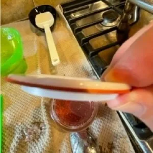 Reusable lid with seal