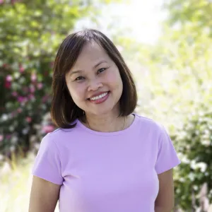Vi Pham - Updated Headshot 2025.jpg