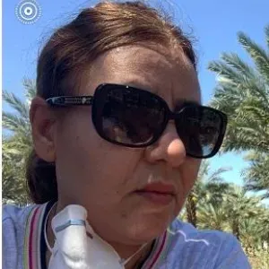 Headshot of Tayebah Yazdi