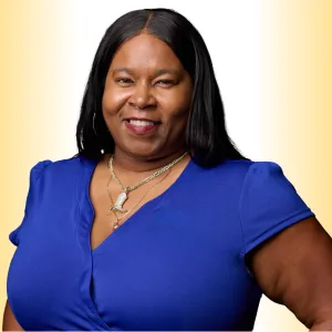 Headshot of Janine Woods