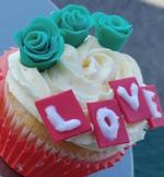 LOVE cupcake (2020_06_24 15_31_02 UTC)