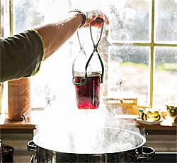 Boiling water bath canning 101