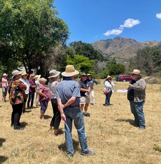 Photos by Sonoma County Master Gardeners.